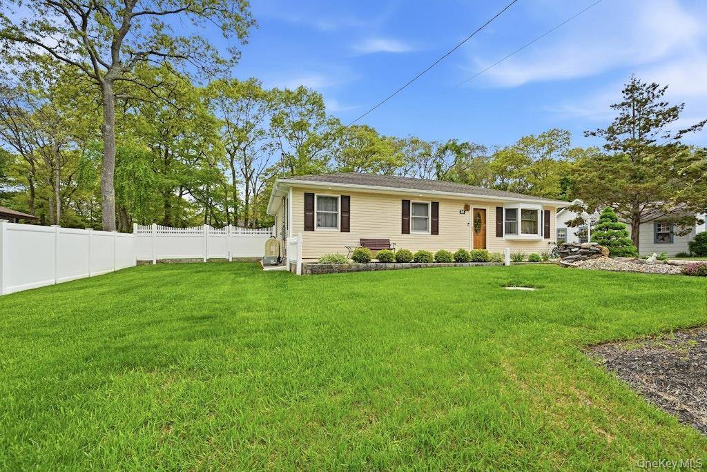 Casa com 3 Quartos à Venda em Medford - Nova Iorque - EUA - 3