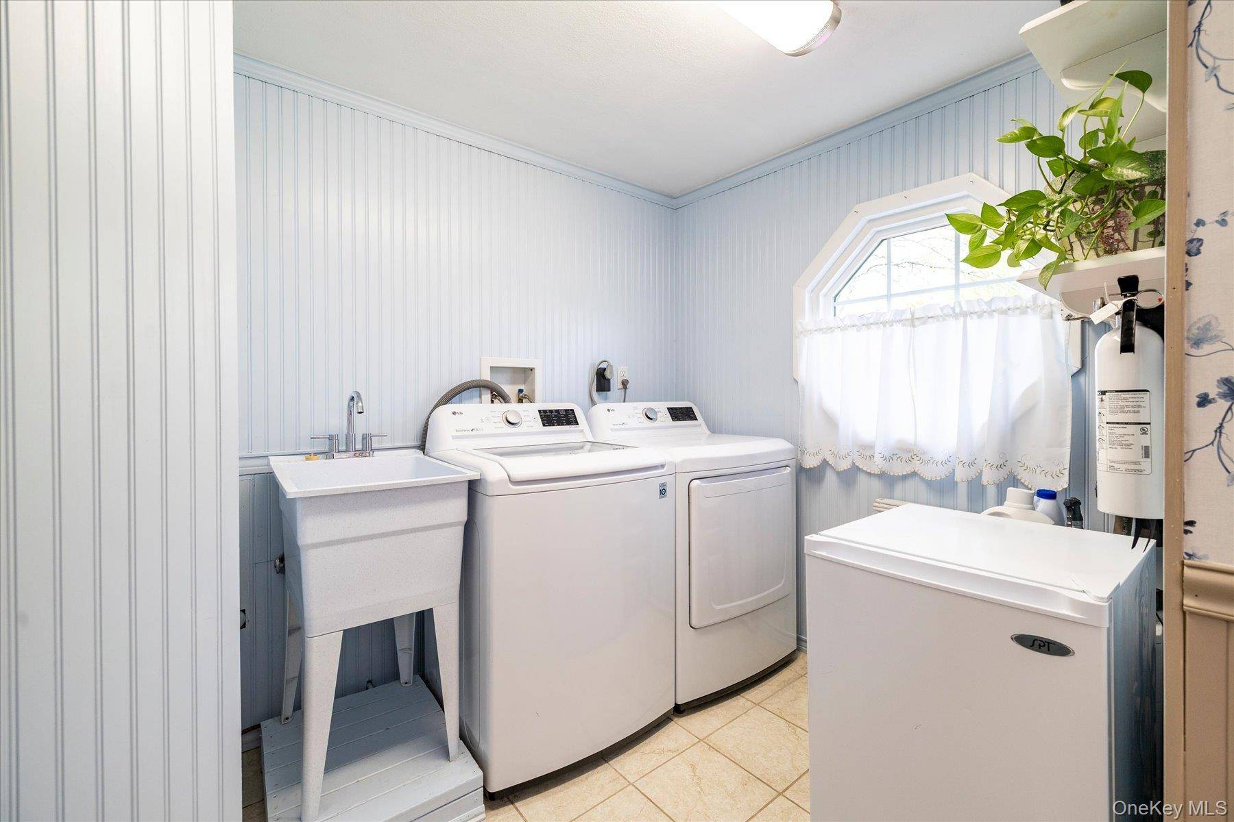 Casa com 3 Quartos à Venda em Medford - Nova Iorque - EUA - 6
