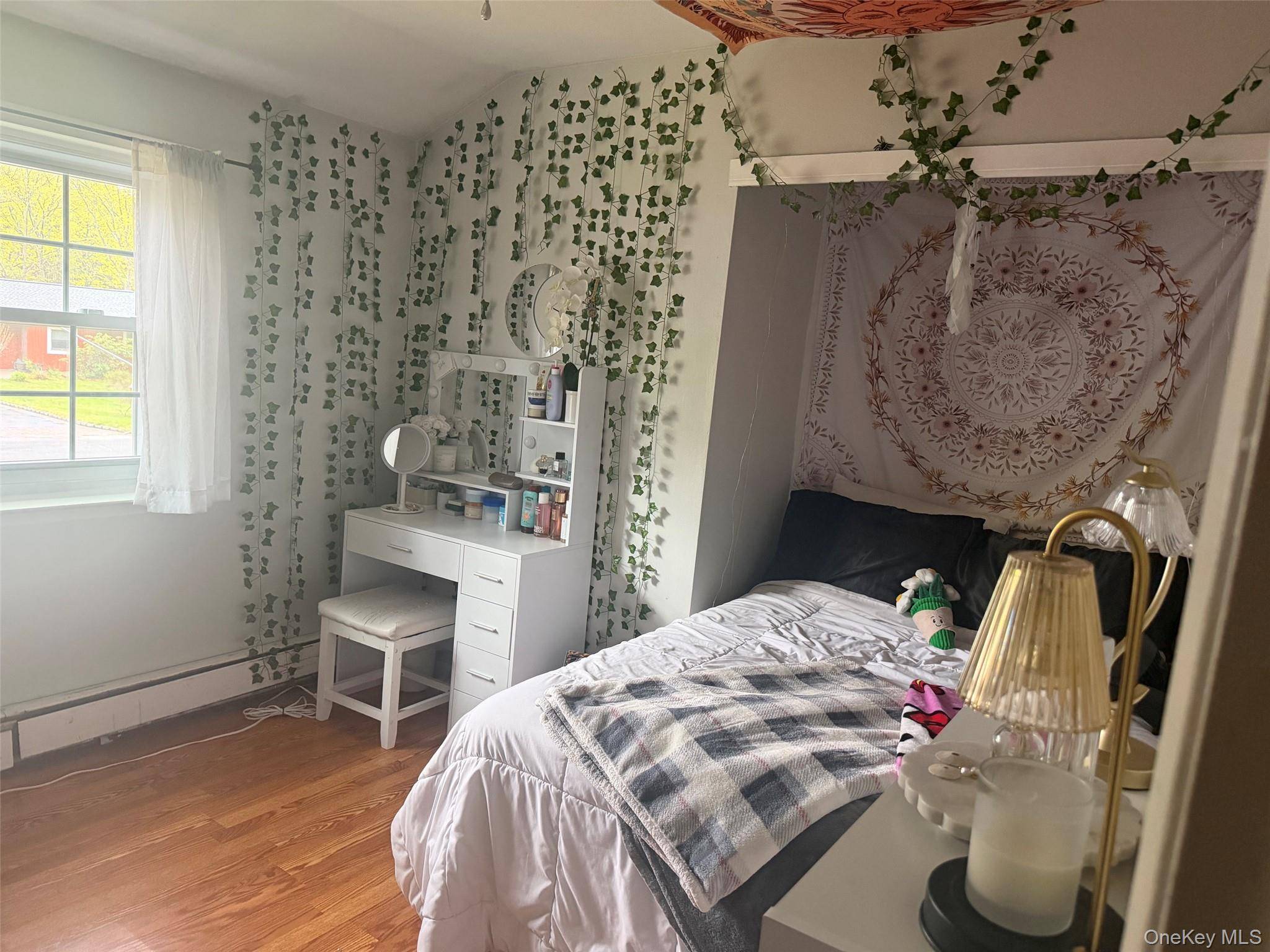 3 Bedroom Home for Sale in Medford - New York - USA - 5