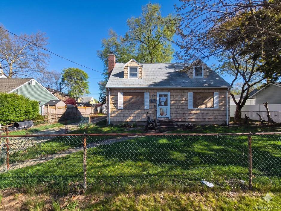 Casa de 3 Dormitorios en Venta en Merrick - Nueva York - EE. UU. - 6
