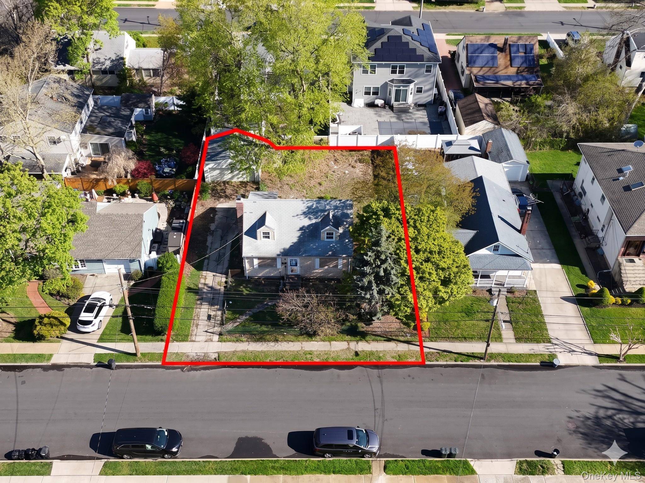 Casa de 3 Dormitorios en Venta en Merrick - Nueva York - EE. UU. - 8
