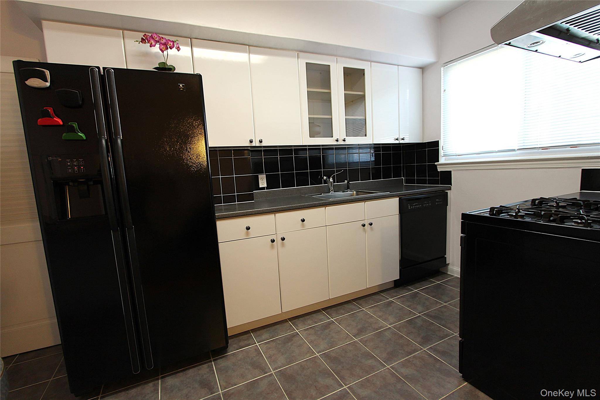 Casa de 3 Dormitorios en Venta en Middle Village - Nueva York - EE. UU. - 6