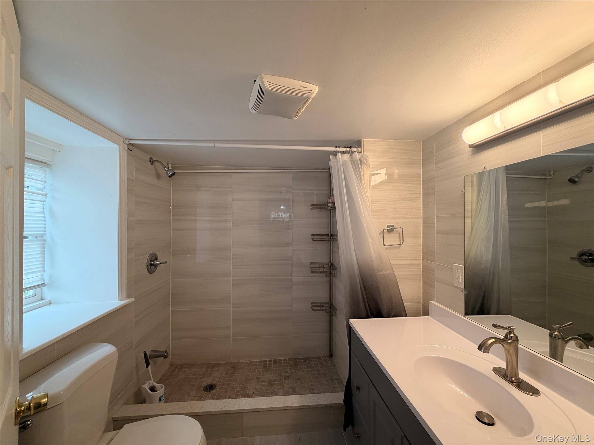 3 Bedroom Home for Sale in Middletown - New York - USA - 2