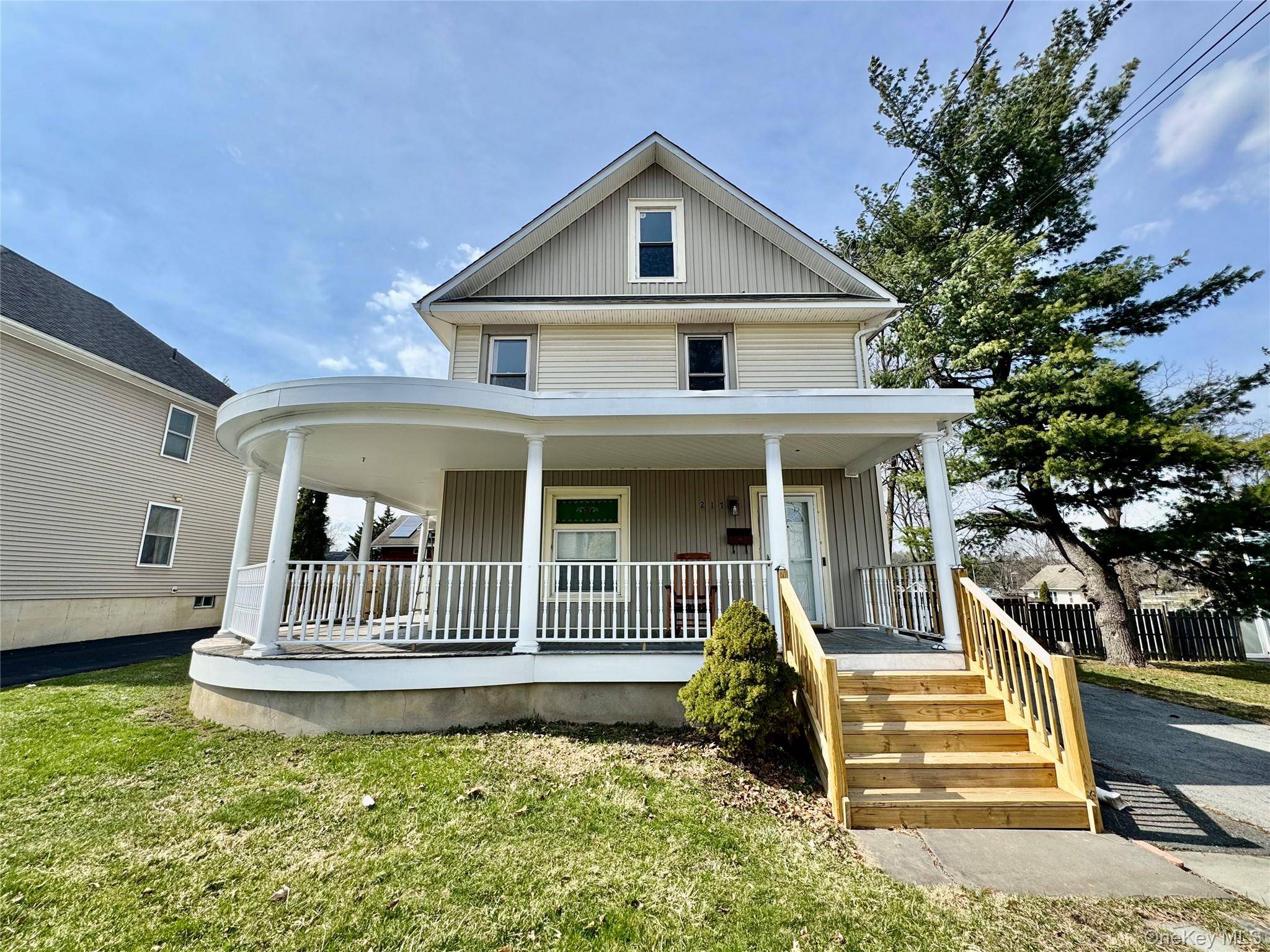 Casa de 3 Dormitorios en Venta en Middletown - Nueva York - EE. UU. - 1