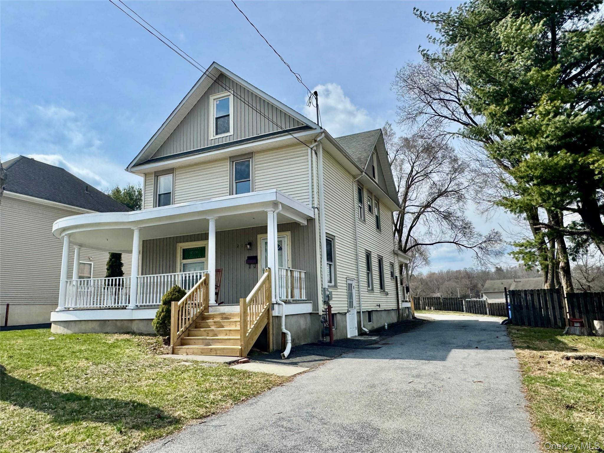 Casa de 3 Dormitorios en Venta en Middletown - Nueva York - EE. UU. - 4