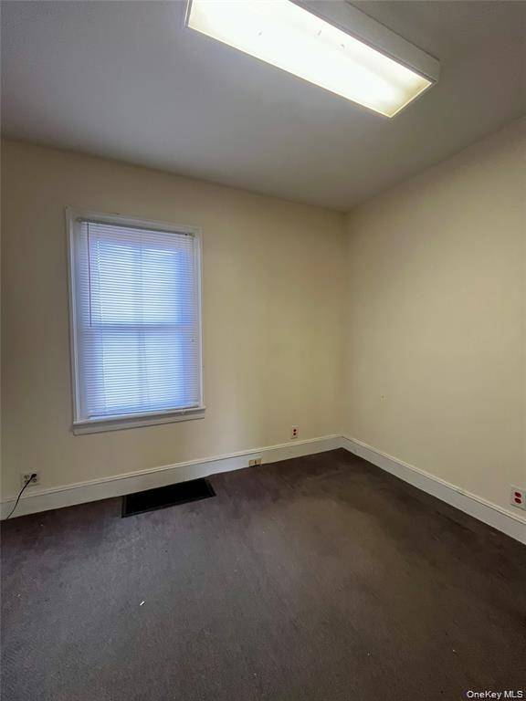 Casa com 3 Quartos à Venda em Middletown - Nova Iorque - EUA - 5