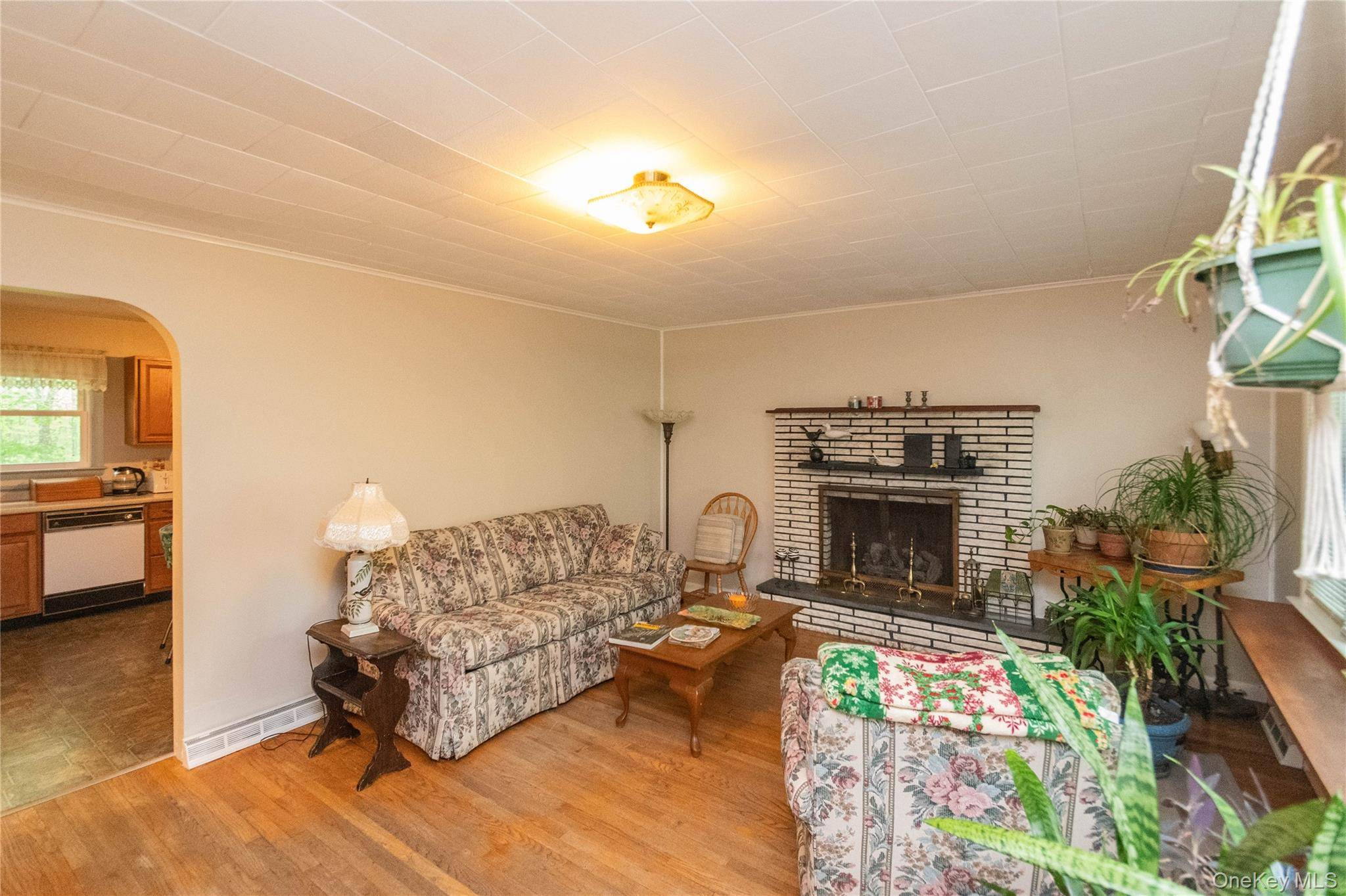 3 Bedroom Home for Sale in Middletown - New York - USA - 8