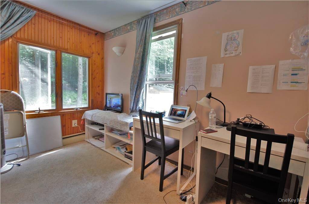 3 Bedroom Home for Sale in Middletown - New York - USA - 4