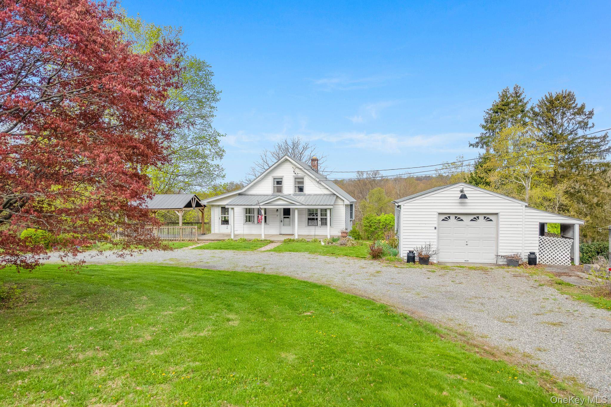 3 Bedroom Home for Sale in Millbrook - New York - USA - 1