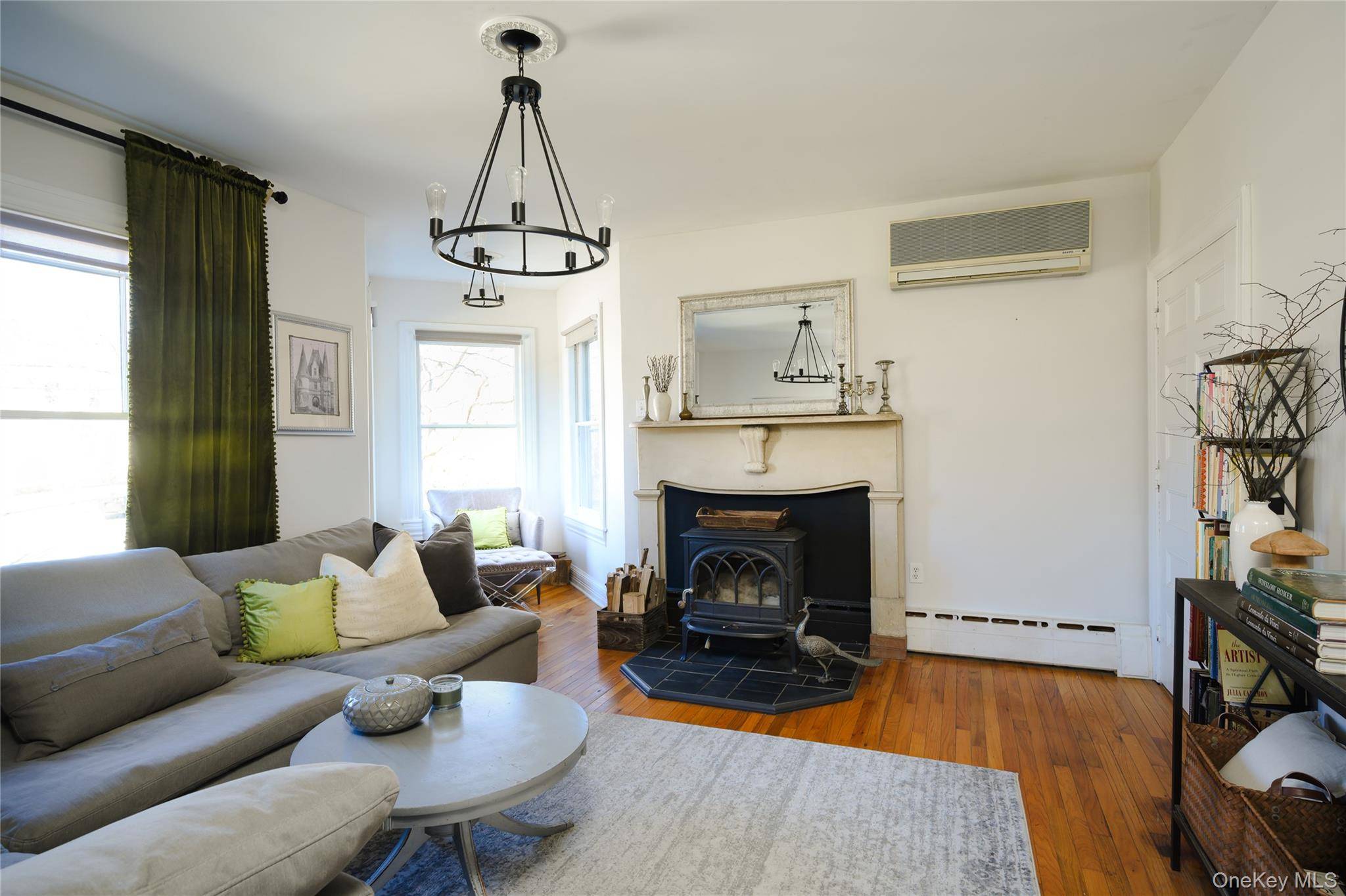 Casa de 3 Dormitorios en Venta en Millbrook - Nueva York - EE. UU. - 5