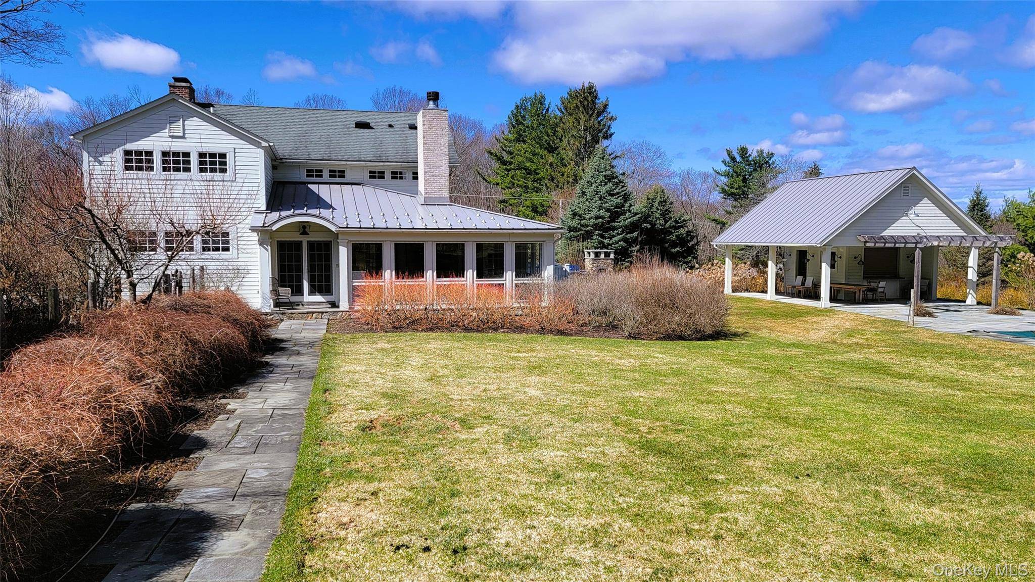 Casa de 3 Dormitorios en Venta en Millbrook - Nueva York - EE. UU. - 5