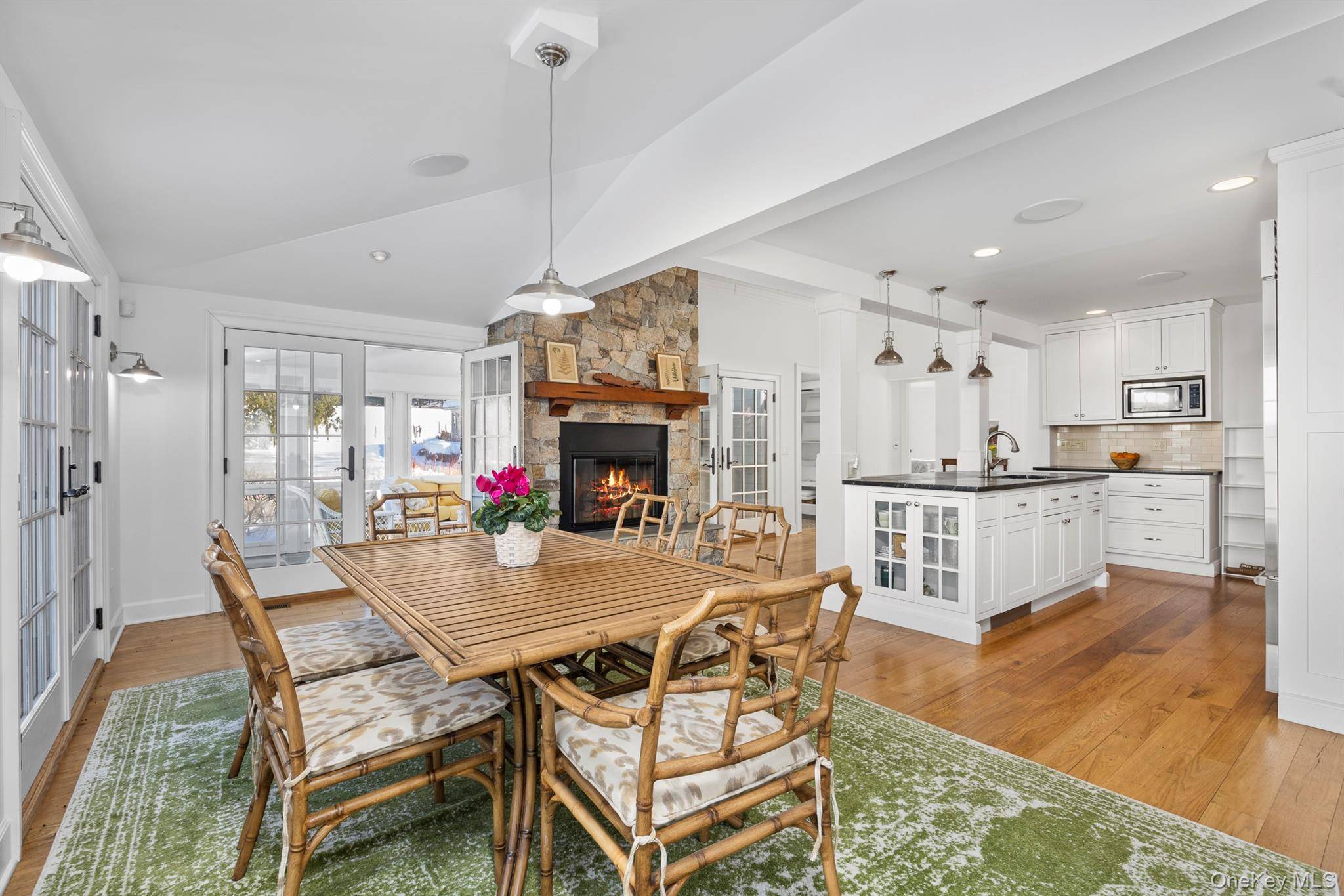 Casa de 3 Dormitorios en Venta en Millbrook - Nueva York - EE. UU. - 8