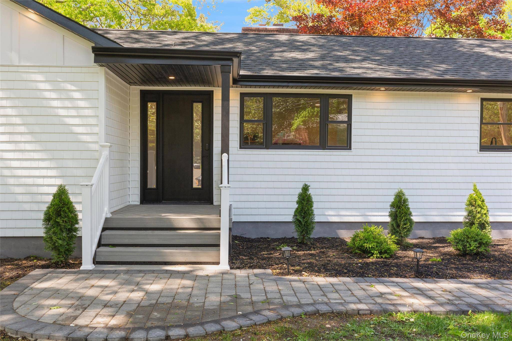 3 Bedroom Home for Sale in Miller Place - New York - USA - 3