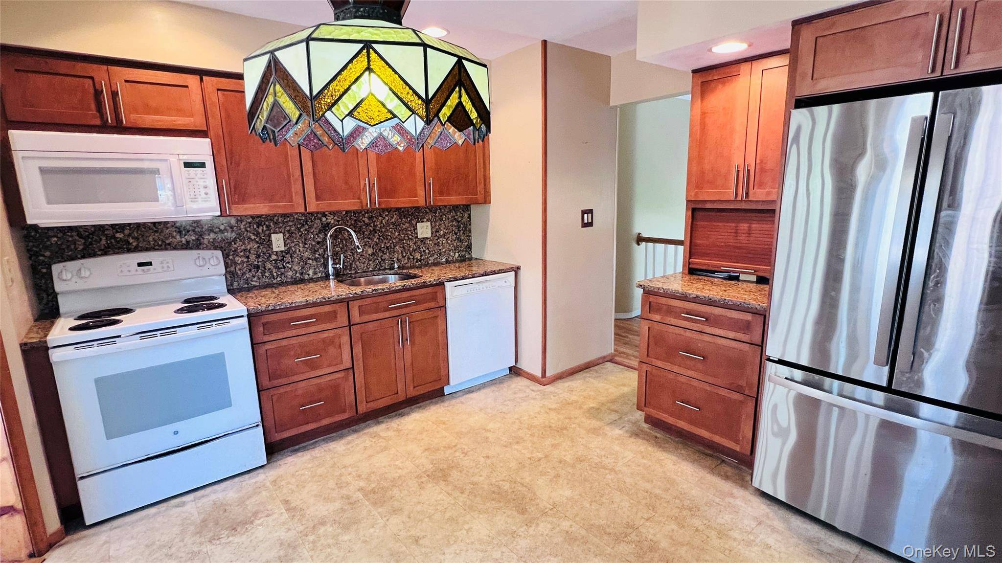 Casa de 3 Dormitorios en Venta en Miller Place - Nueva York - EE. UU. - 7