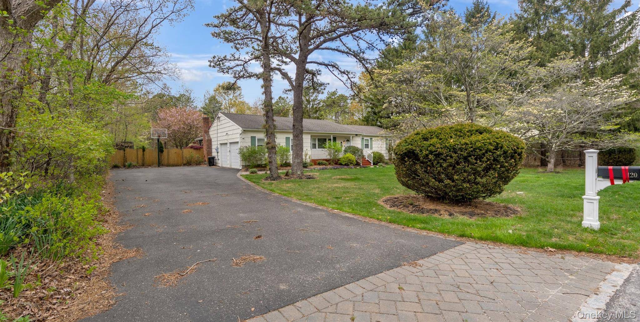 Casa de 3 Dormitorios en Venta en Miller Place - Nueva York - EE. UU. - 3
