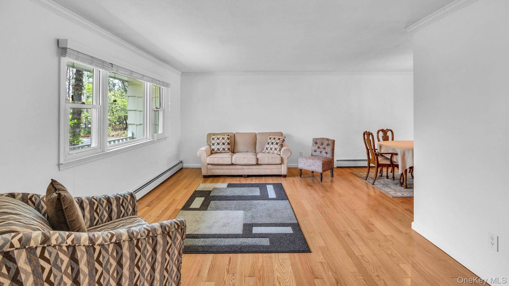 Casa de 3 Dormitorios en Venta en Miller Place - Nueva York - EE. UU. - 5
