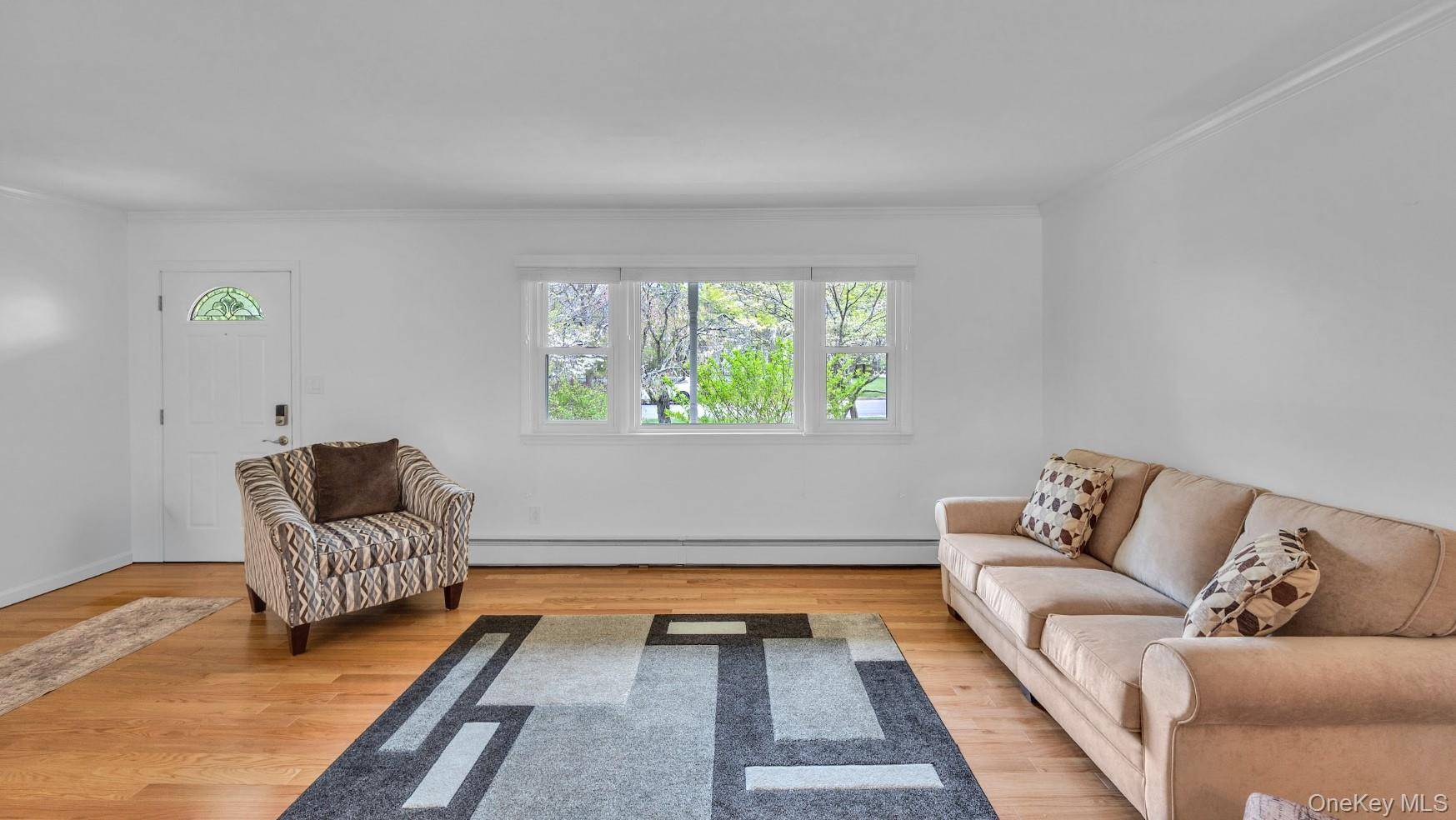 Casa de 3 Dormitorios en Venta en Miller Place - Nueva York - EE. UU. - 6