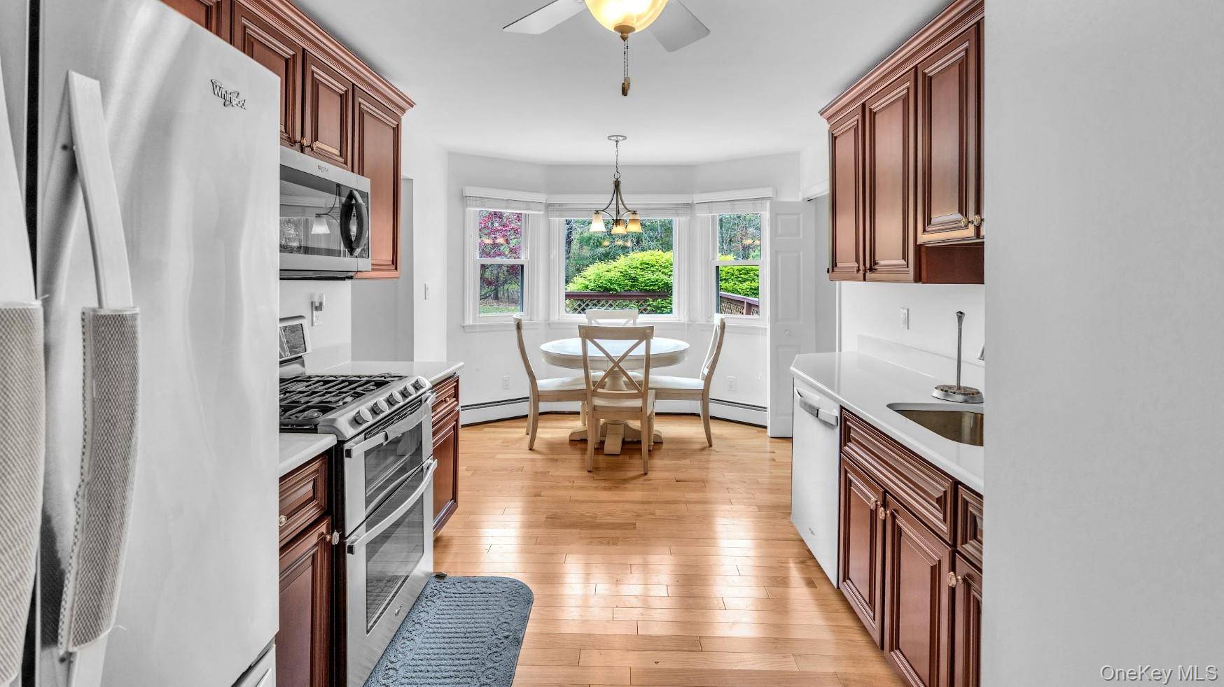 Casa de 3 Dormitorios en Venta en Miller Place - Nueva York - EE. UU. - 7