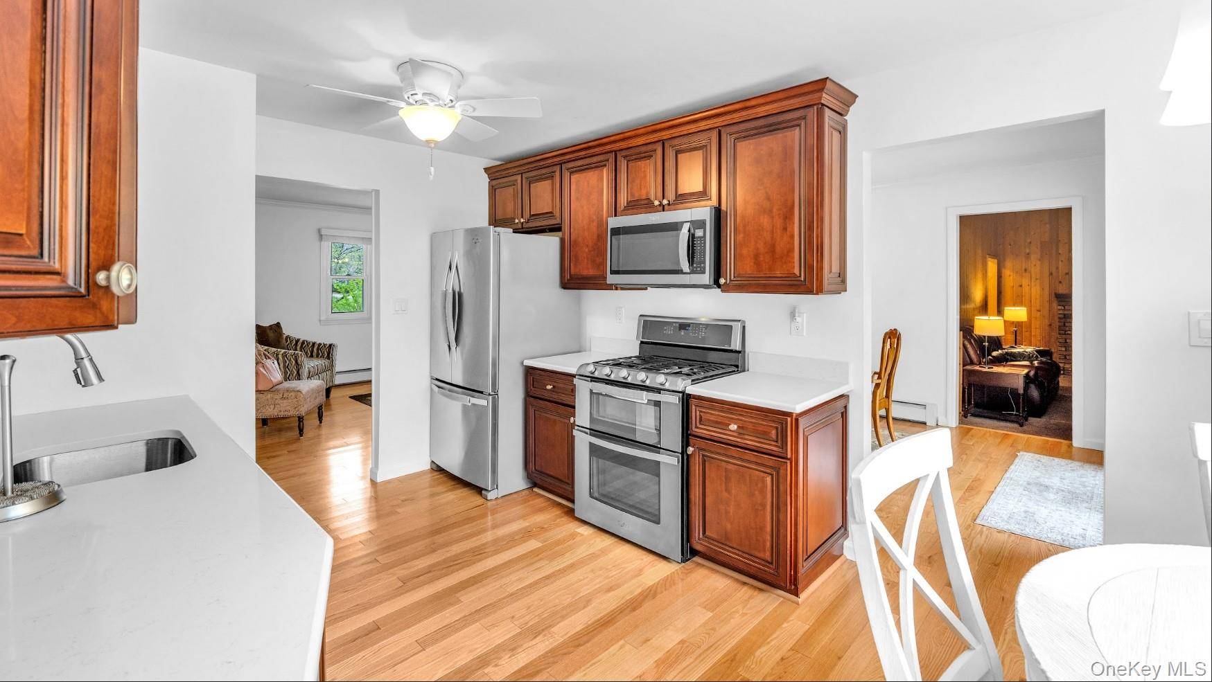 Casa de 3 Dormitorios en Venta en Miller Place - Nueva York - EE. UU. - 8