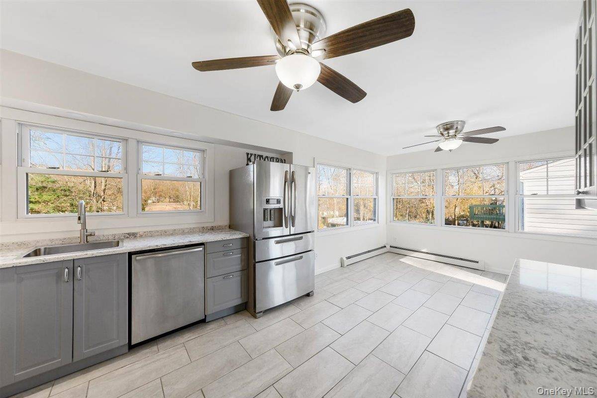 Casa de 3 Dormitorios en Venta en Monroe - Nueva York - EE. UU. - 7