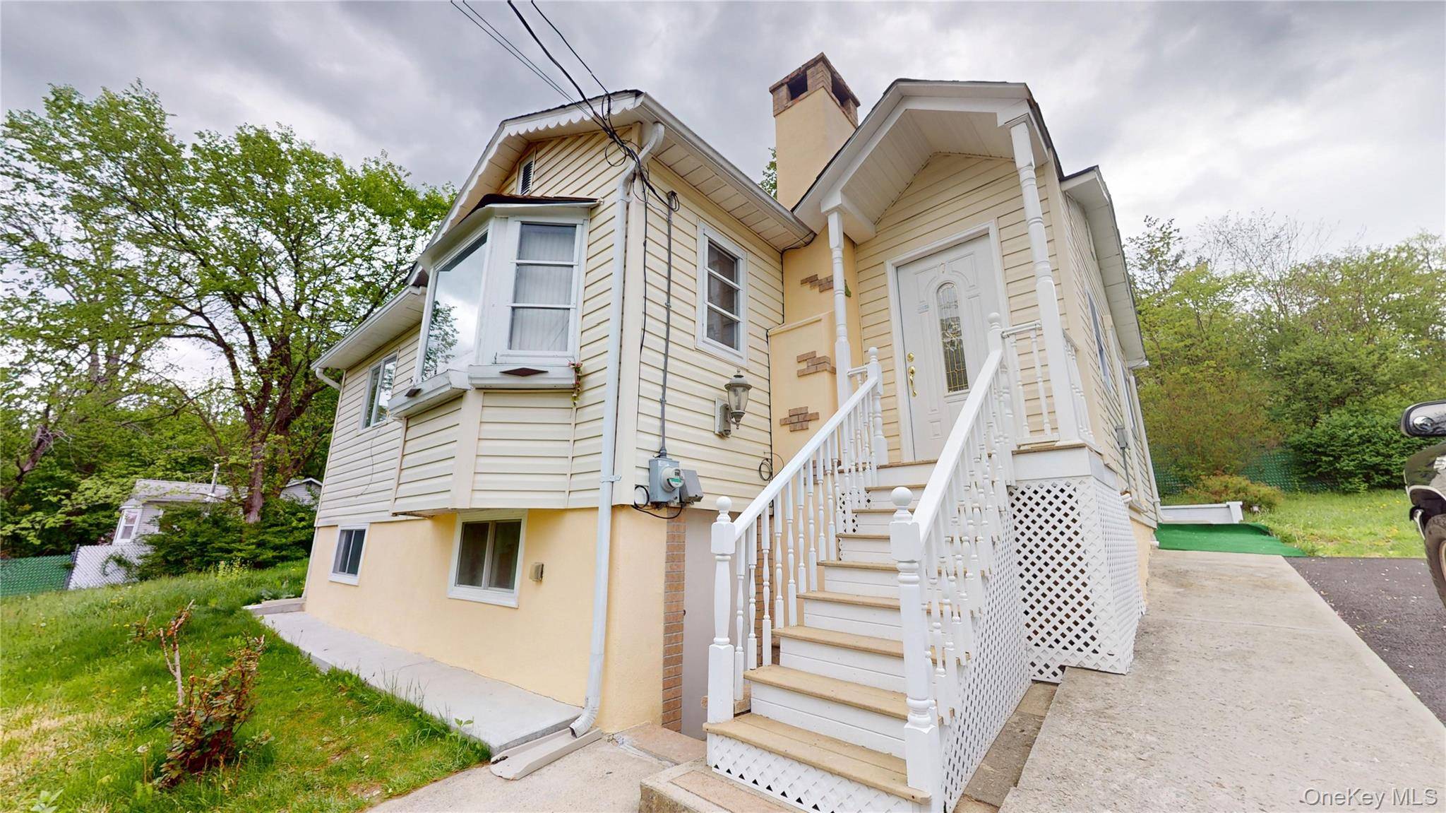 Casa com 3 Quartos à Venda em Monroe - Nova Iorque - EUA - 2