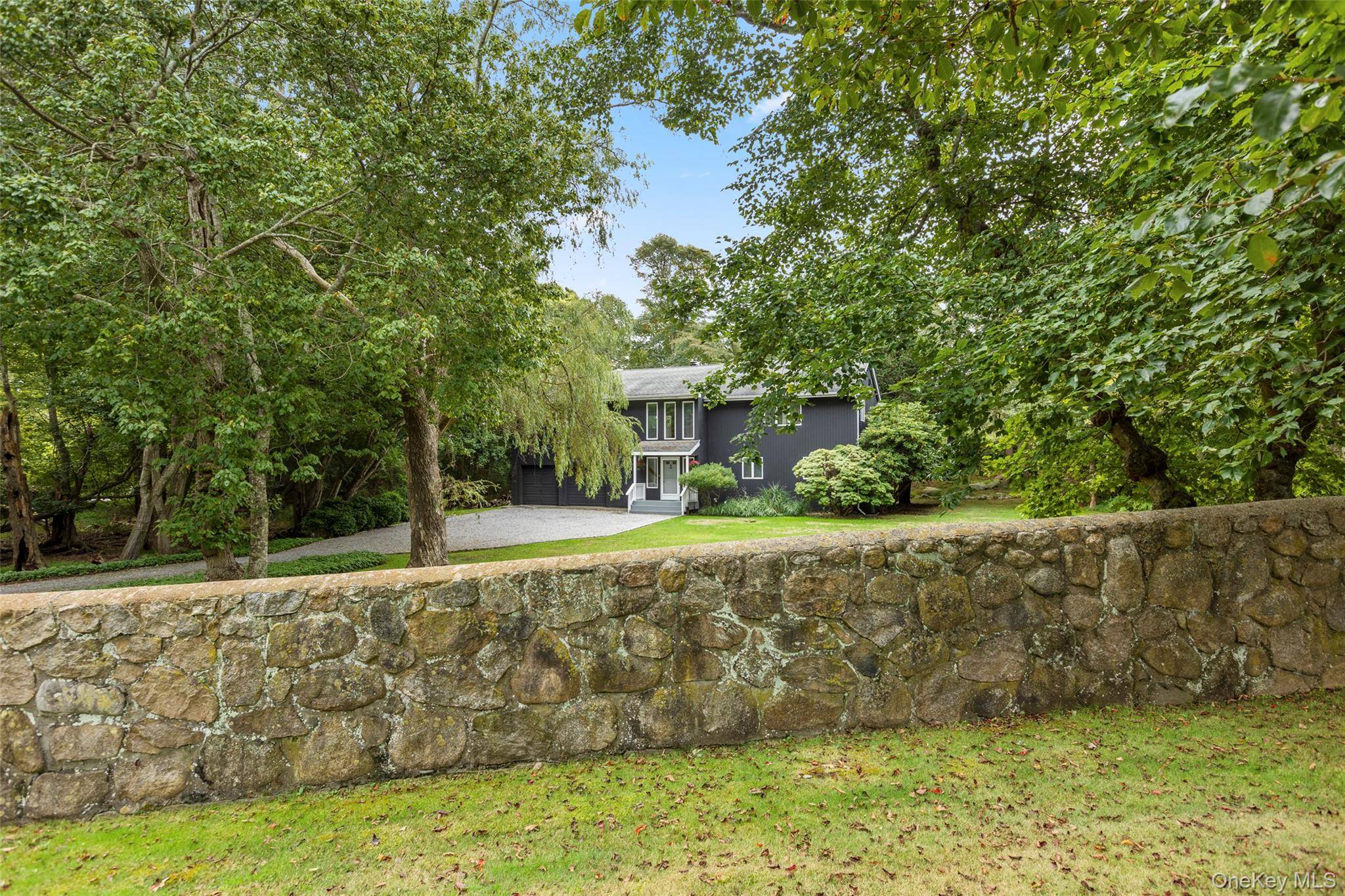 Casa de 3 Dormitorios en Venta en Montauk - Nueva York - EE. UU. - 2