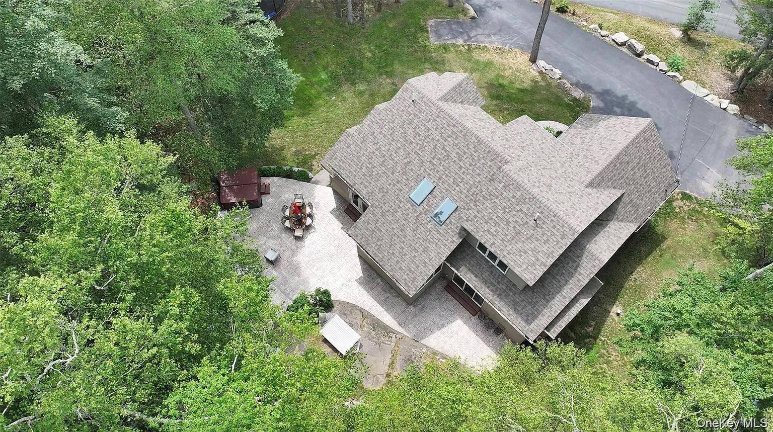Casa de 3 Dormitorios en Venta en Monticello - Nueva York - EE. UU. - 2