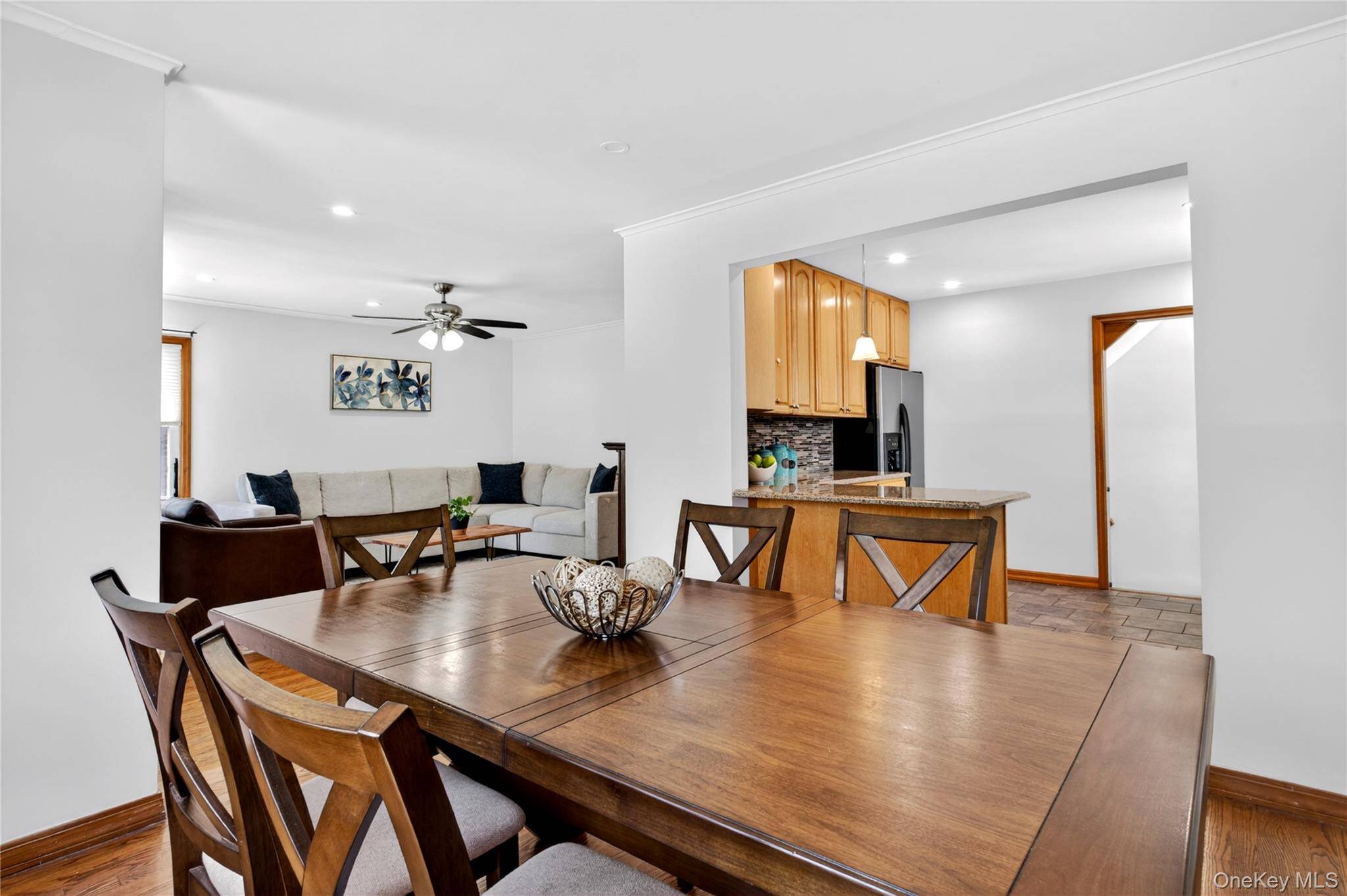 Casa com 3 Quartos à Venda em New Hyde Park - Nova Iorque - EUA - 5