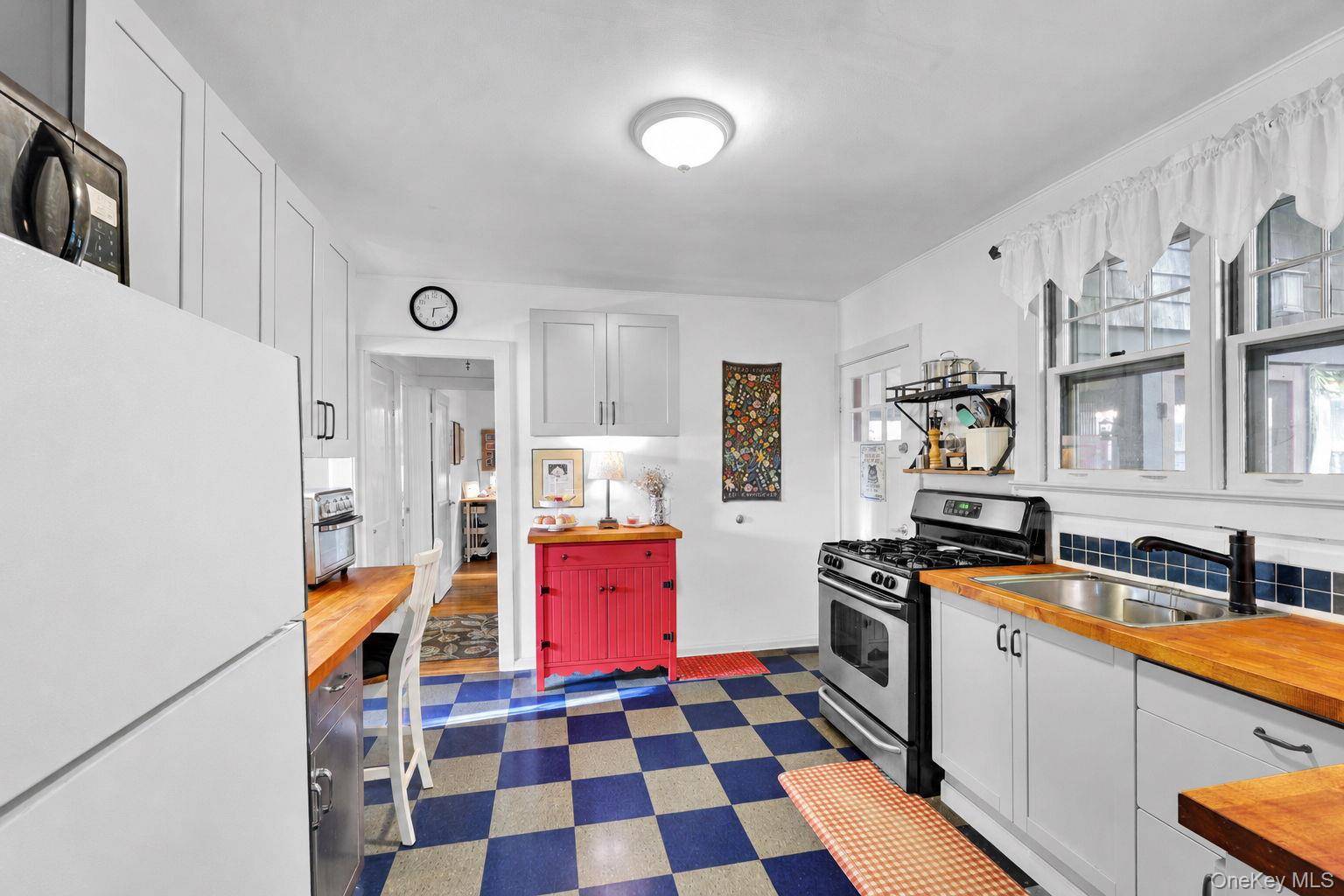 Casa de 3 Dormitorios en Venta en New Paltz - Nueva York - EE. UU. - 6