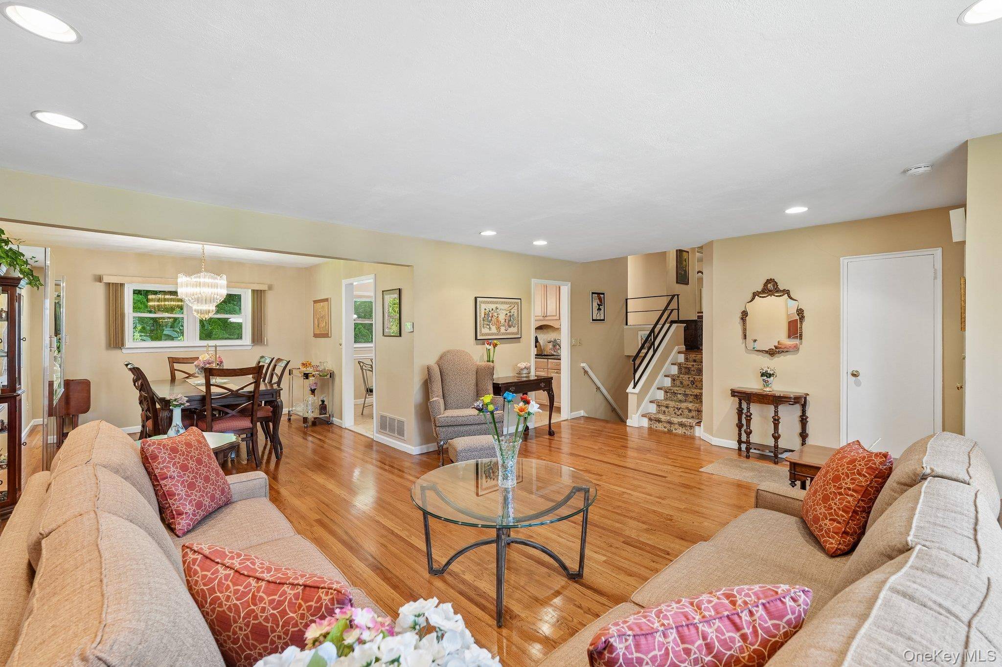 Casa de 3 Dormitorios en Venta en New Rochelle - Nueva York - EE. UU. - 4