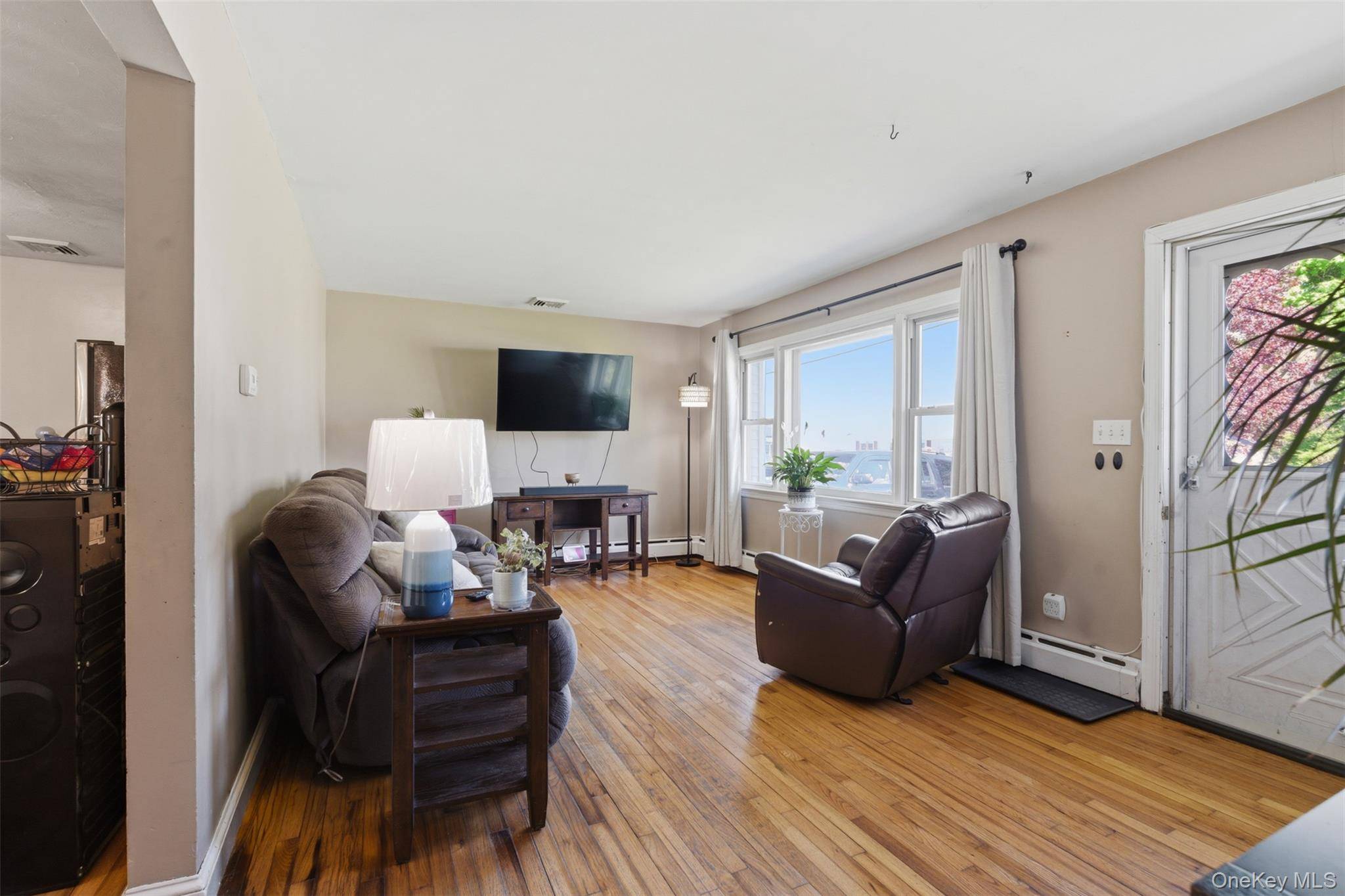 Casa de 3 Dormitorios en Venta en Newburgh - Nueva York - EE. UU. - 6