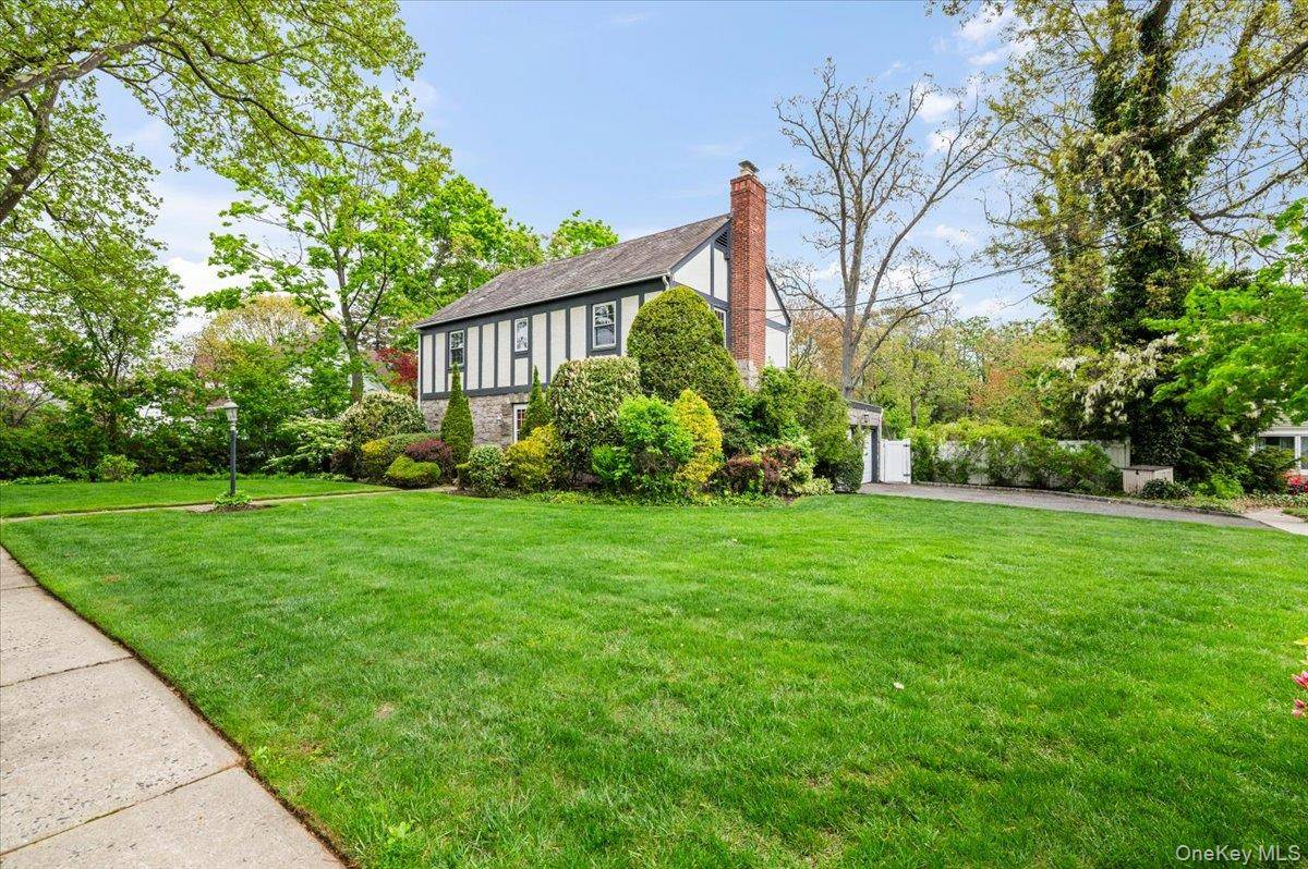 Casa de 3 Dormitorios en Venta en North Baldwin - Nueva York - EE. UU. - 2
