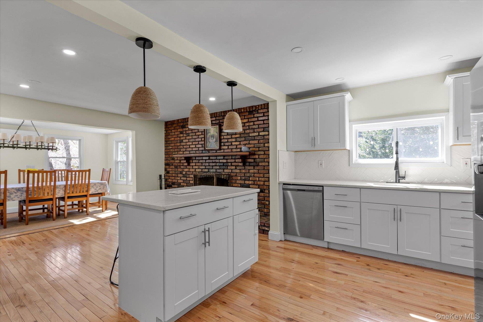 3 Bedroom Home for Sale in Northport - New York - USA - 3