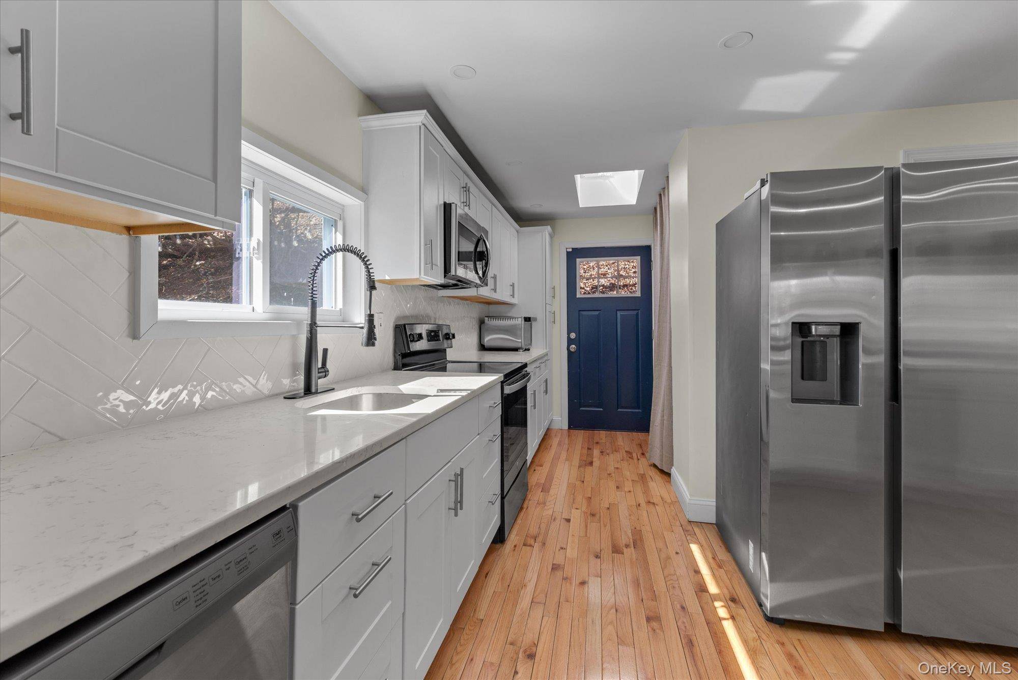3 Bedroom Home for Sale in Northport - New York - USA - 4