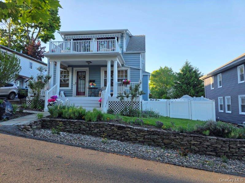 Casa com 3 Quartos à Venda em Nyack - Nova Iorque - EUA - 1