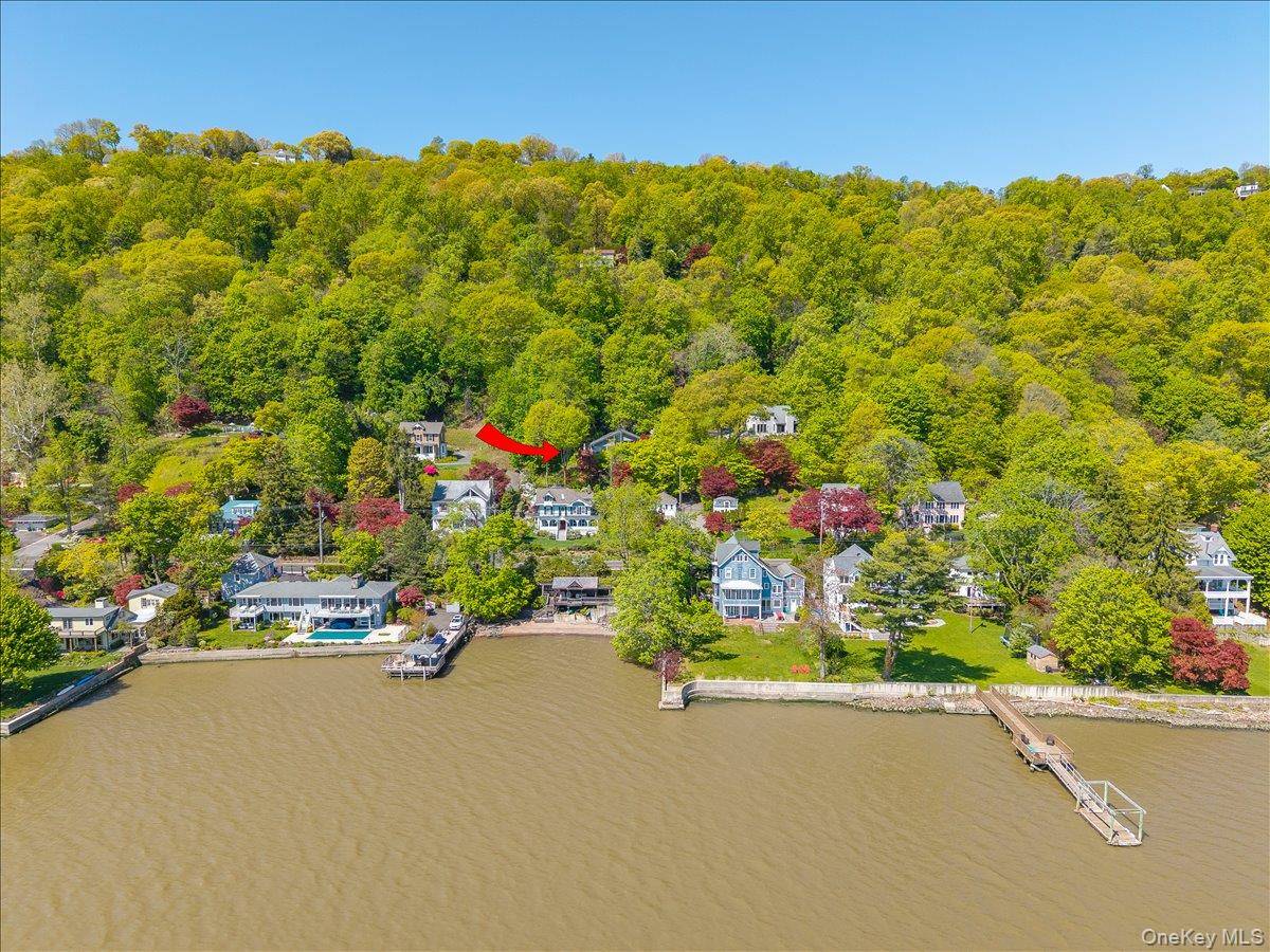 Casa com 3 Quartos à Venda em Nyack - Nova Iorque - EUA - 1