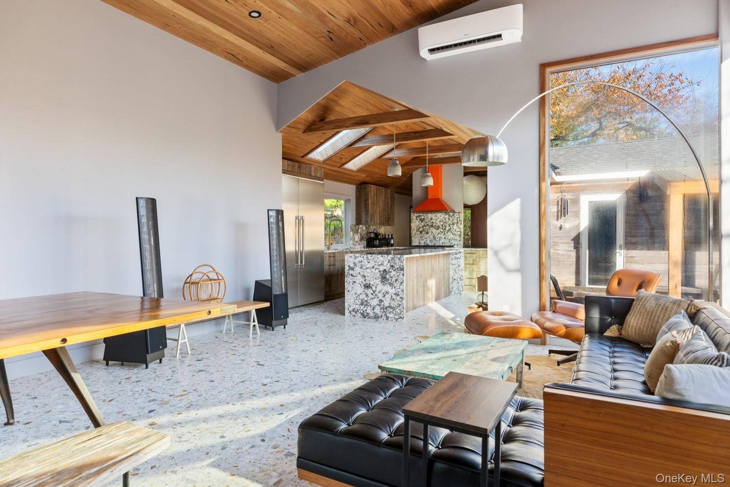 Maison de 3 Chambres à Vendre à Ocean Bay Park, Fire Island, NY - 5