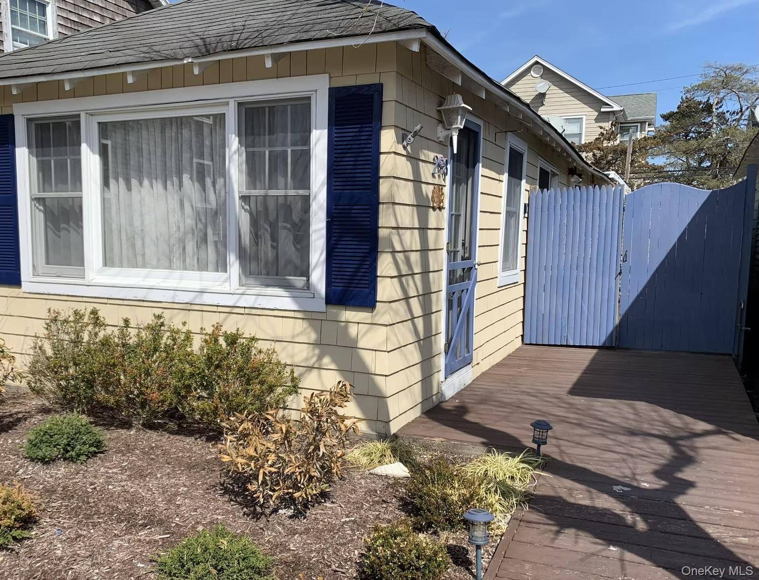 Casa com 3 Quartos à Venda em Ocean Beach - Nova Iorque - EUA - 1