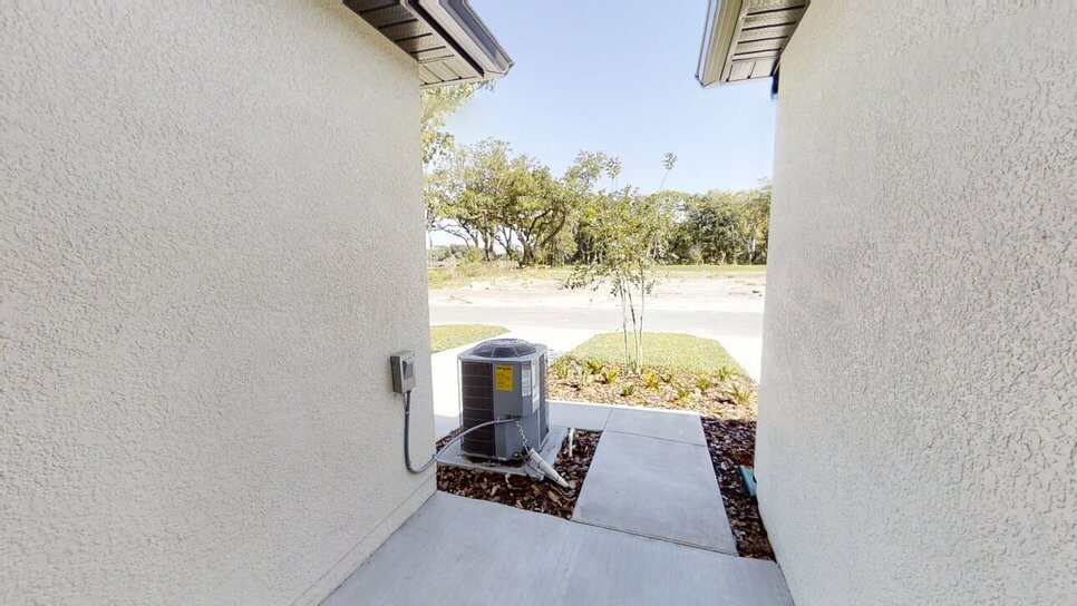 3 Bedroom Home for Sale in Orlando - Florida - USA - 6