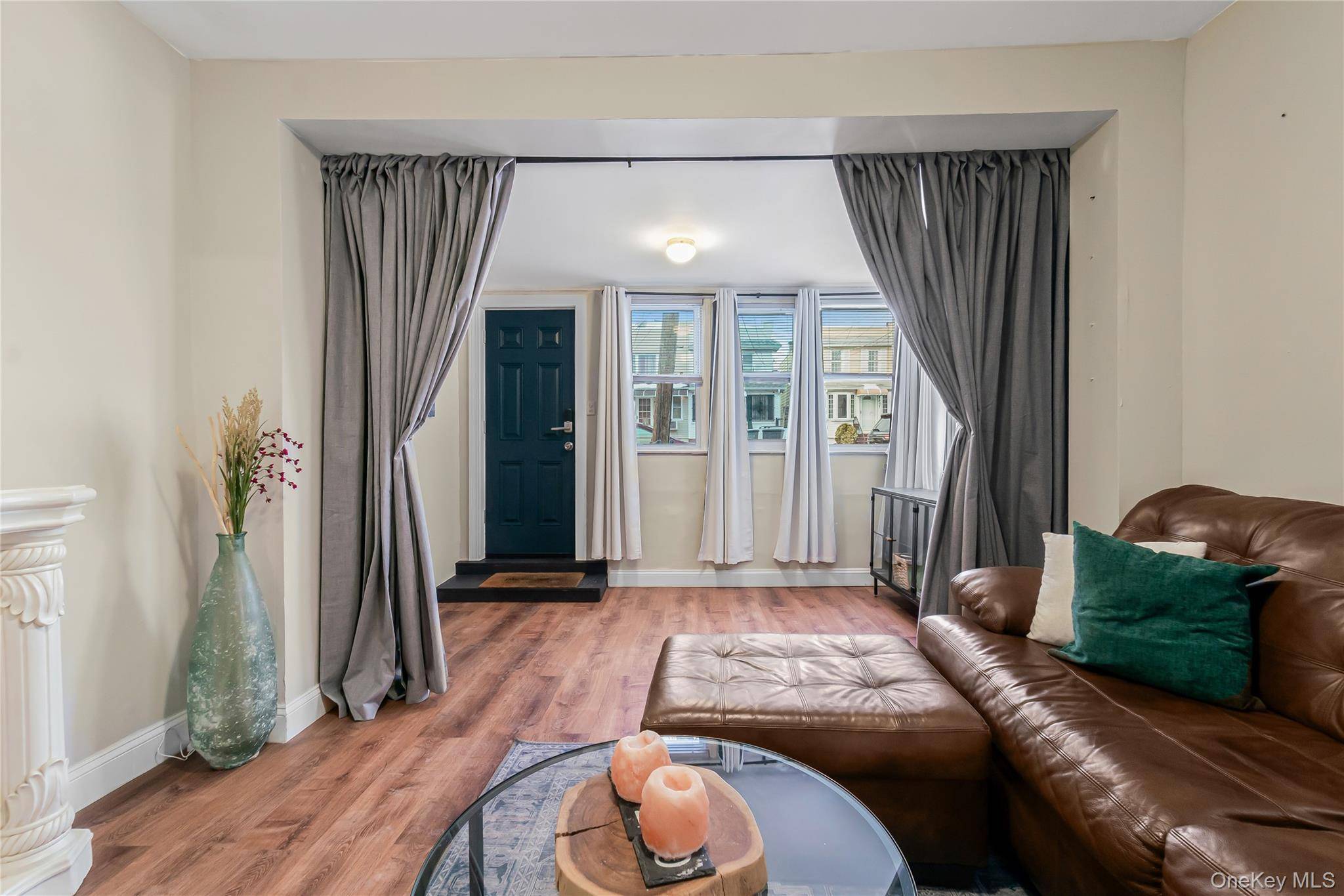 Casa com 3 Quartos à Venda em Ozone Park - Nova Iorque - EUA - 3