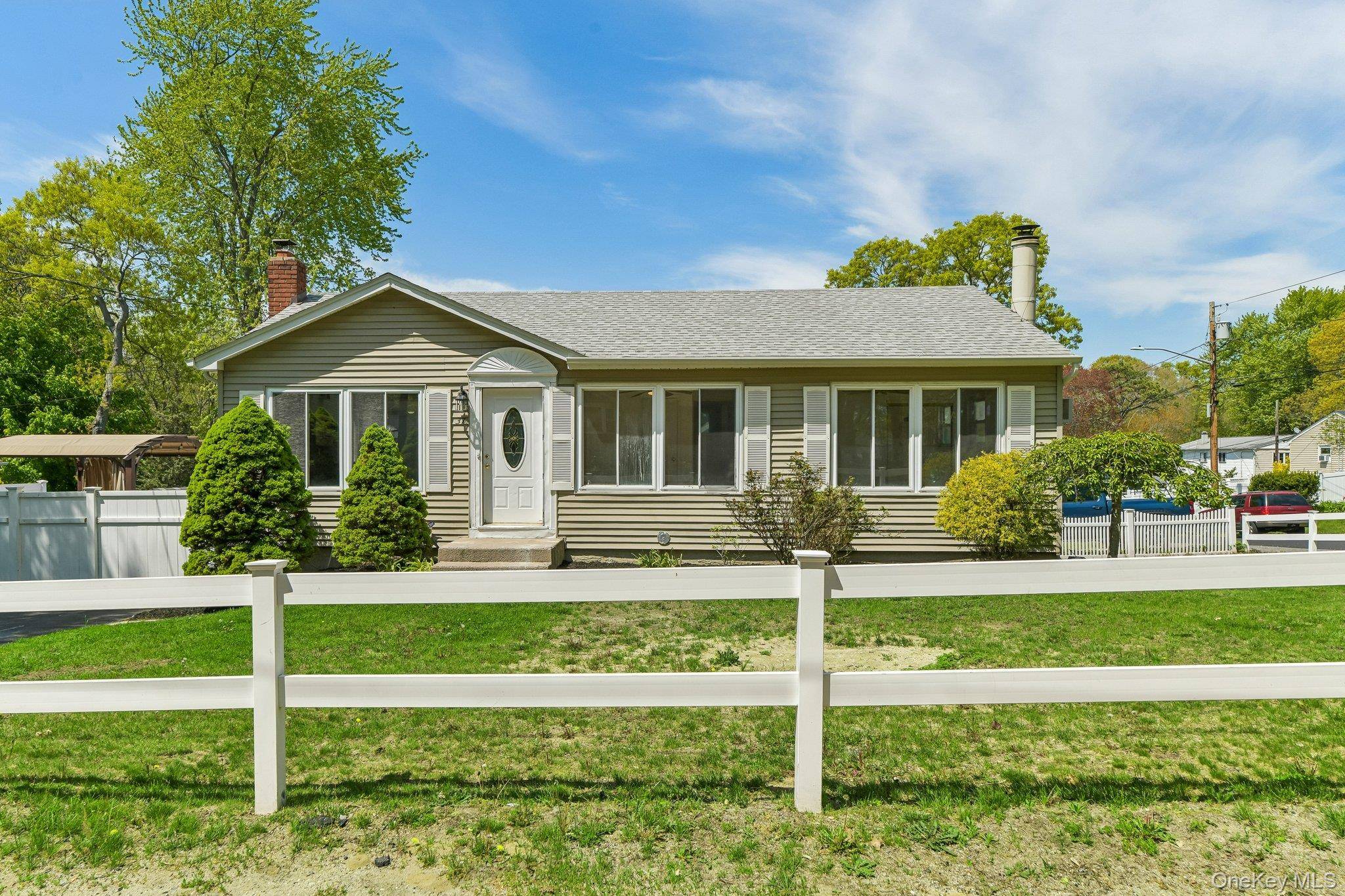 Casa de 3 Dormitorios en Venta en Patchogue - Nueva York - EE. UU. - 3