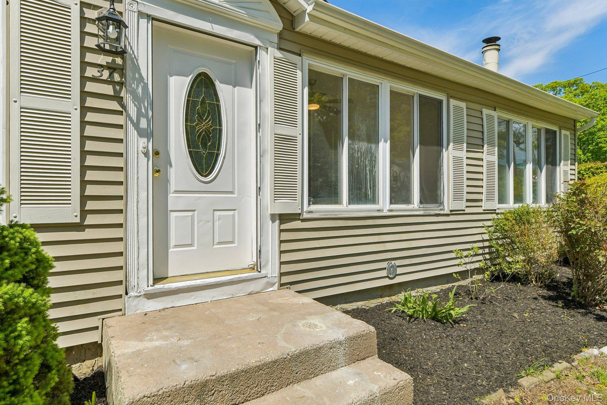 Casa de 3 Dormitorios en Venta en Patchogue - Nueva York - EE. UU. - 5