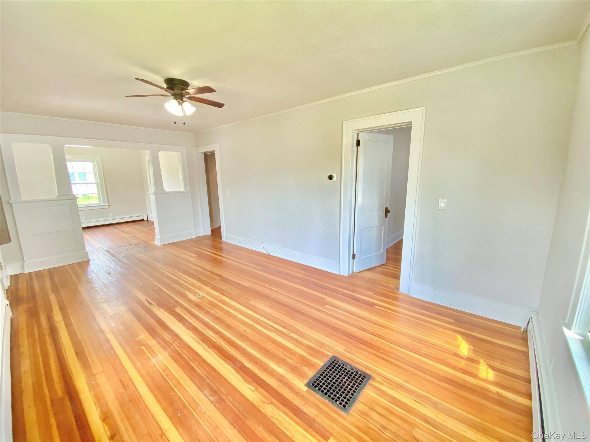 Casa de 3 Dormitorios en Venta en Patchogue - Nueva York - EE. UU. - 7