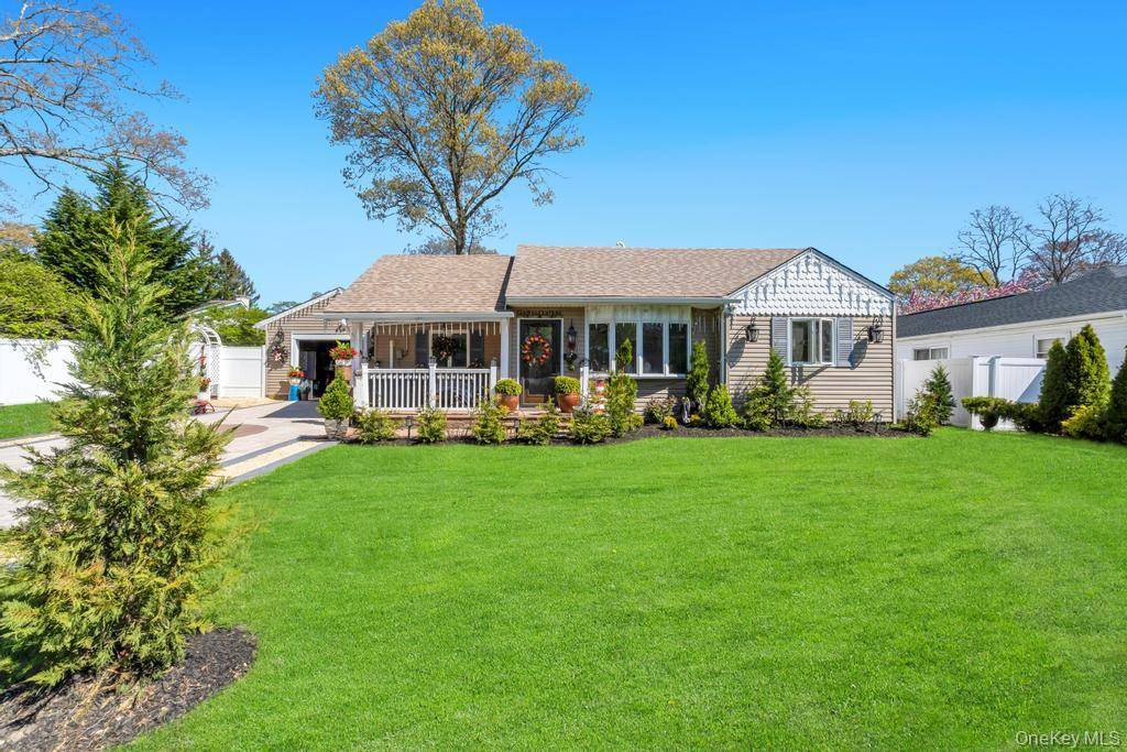 3 Bedroom Home for Sale in Patchogue - New York - USA - 1