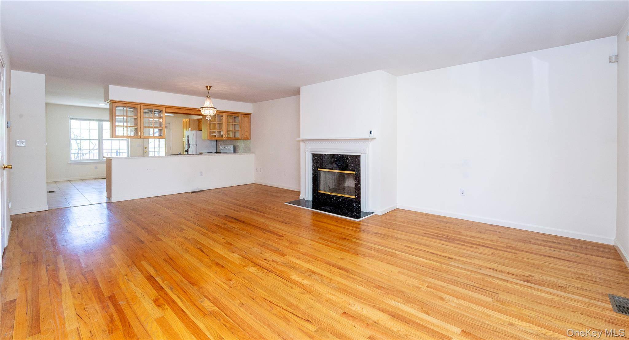 3 Bedroom Home for Sale in Pawling - New York - USA - 4