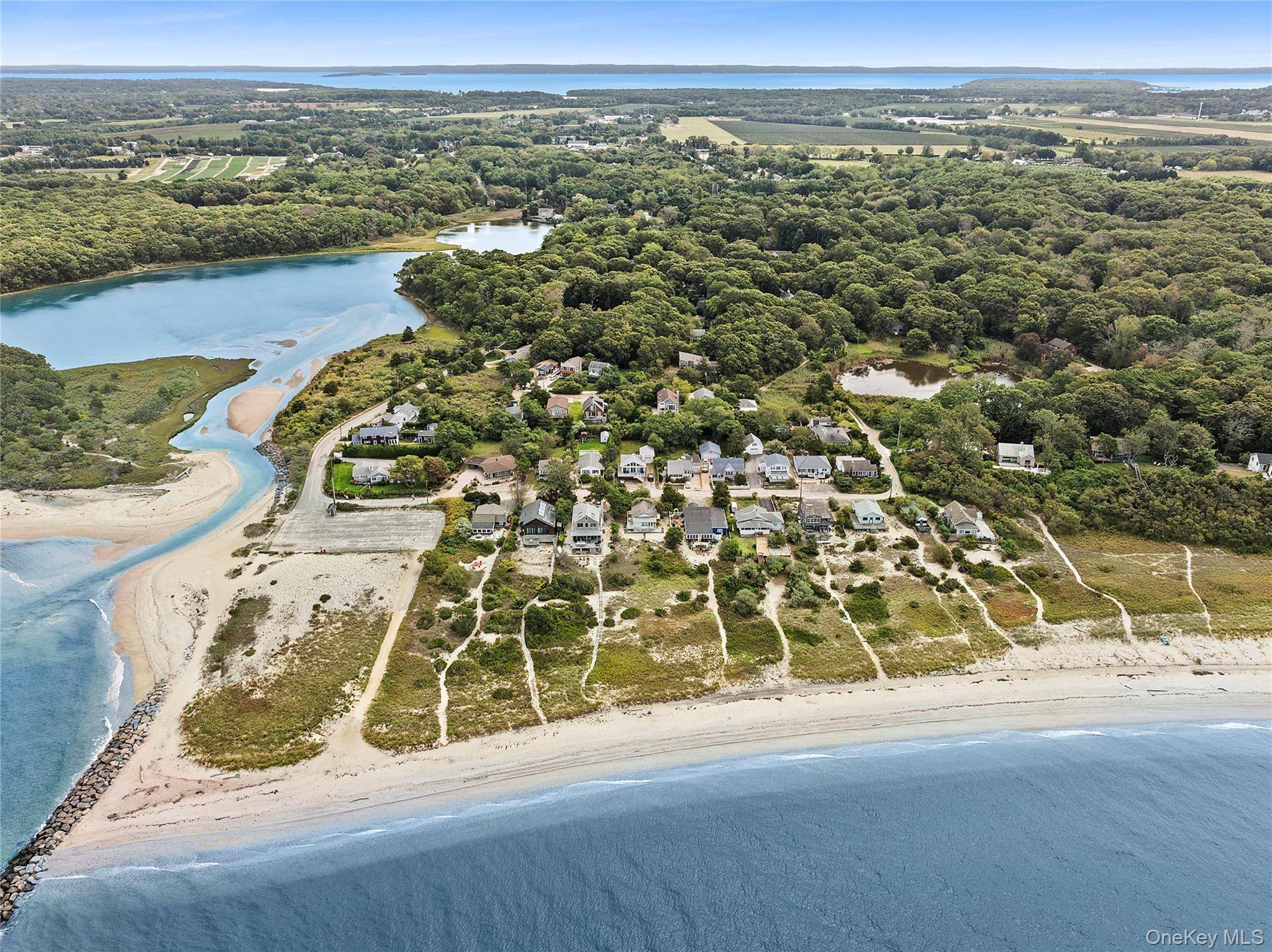 Casa com 3 Quartos à Venda em Peconic - Nova Iorque - EUA - 2