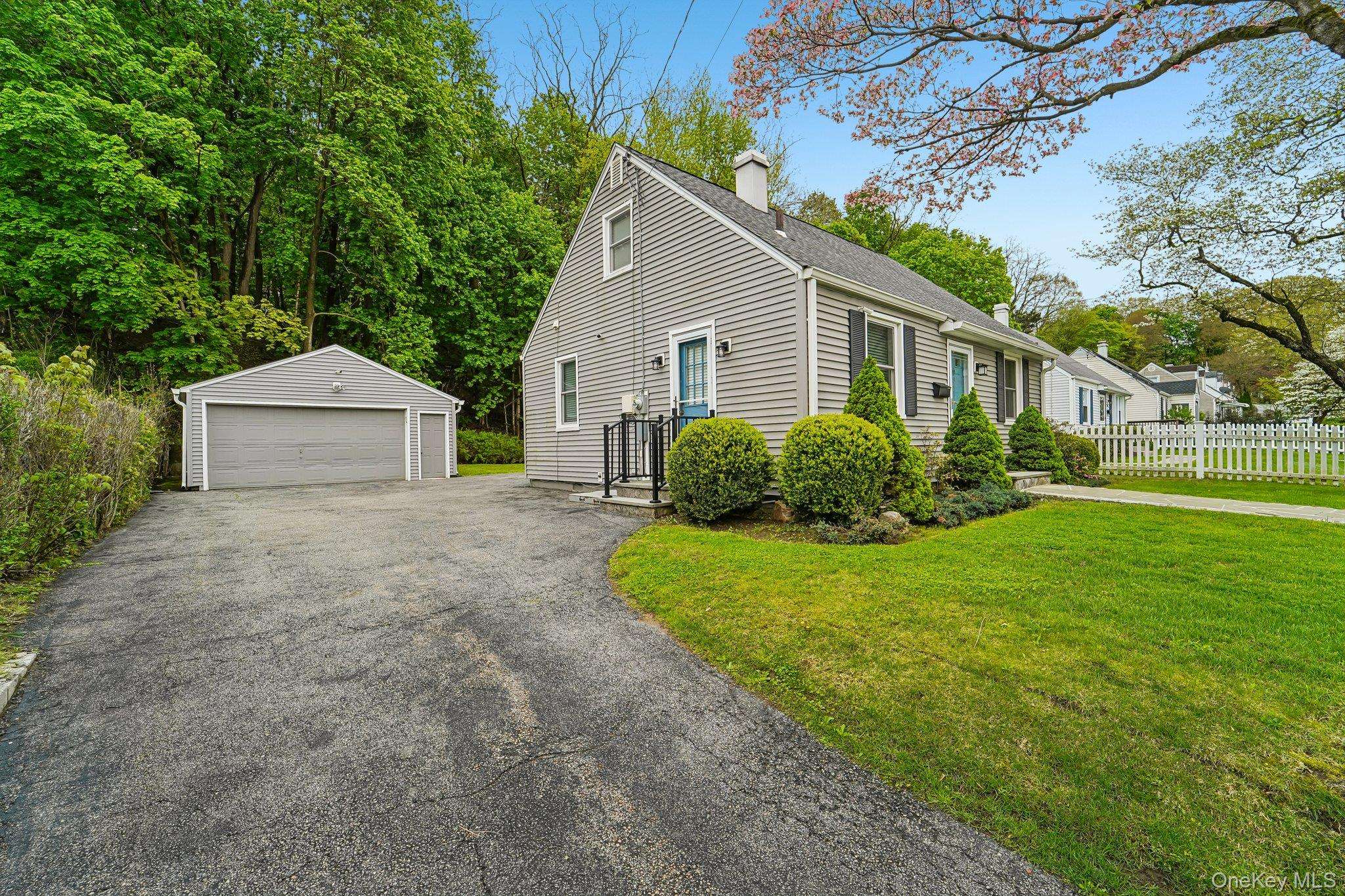 Casa de 3 Dormitorios en Venta en Peekskill - Nueva York - EE. UU. - 2