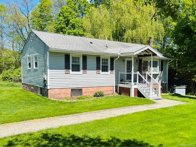 Casa de 3 Dormitorios en Venta en Pine Plains - Nueva York - EE. UU. - 1