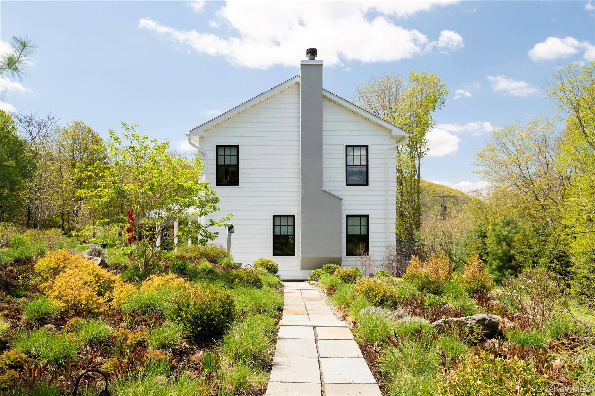 Casa de 3 Dormitorios en Venta en Pine Plains - Nueva York - EE. UU. - 2