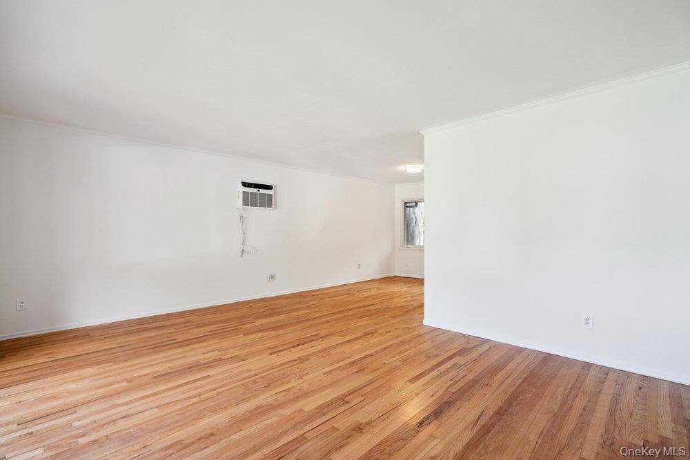 Casa com 3 Quartos à Venda em Plainview - Nova Iorque - EUA - 7
